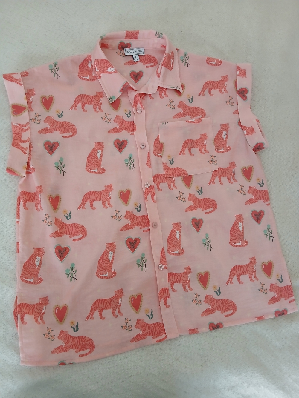 Sage And Fig Button Down Fun Tiger Blouse